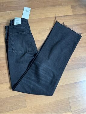 Zara Men Black Straight Jeans with Frayed Hem
